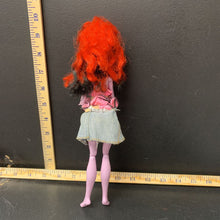 Load image into Gallery viewer, Collectible Operetta doll
