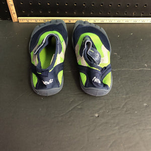 boy's water shoes