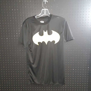 batman logo t-shirt