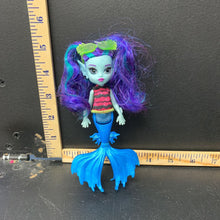 Load image into Gallery viewer, Family Ebbie Bluedoll

