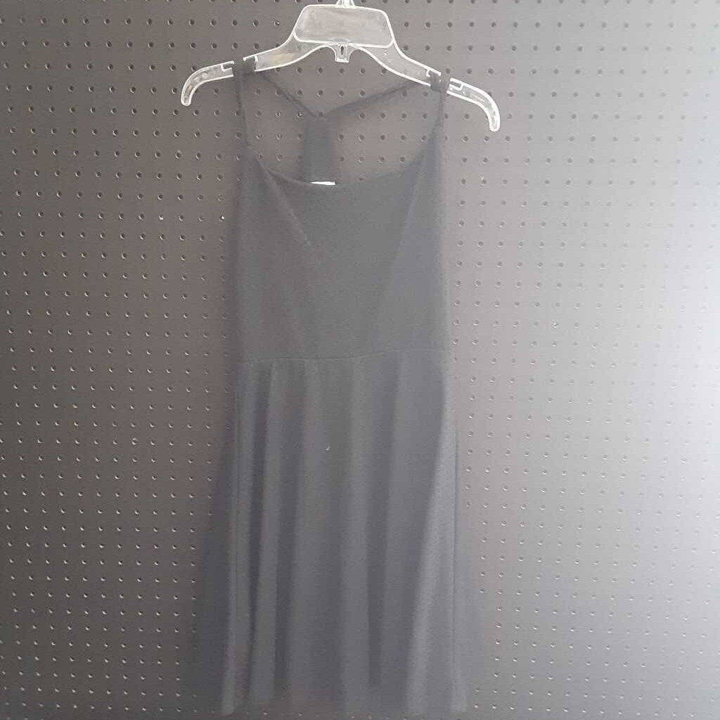 solid spaghetti strap dress