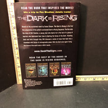 Load image into Gallery viewer, The Dark Is Rising(The seeker)(Susan Cooper)- series

