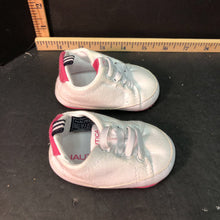 Load image into Gallery viewer, girls crib shoes
