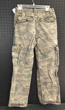 Load image into Gallery viewer, Camouflage cargo pants
