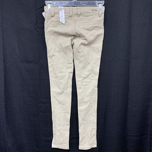khaki pants