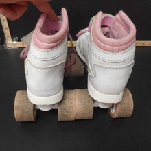 Load image into Gallery viewer, girls roller skates
