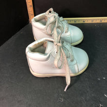 Load image into Gallery viewer, Boy walking shoes
