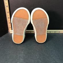Load image into Gallery viewer, boy plaid shoes
