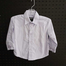 Load image into Gallery viewer, Button down dress shirt
