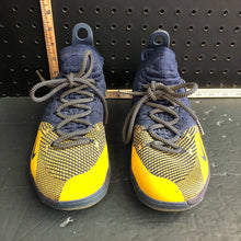 Load image into Gallery viewer, boys Kevin Durant shoes
