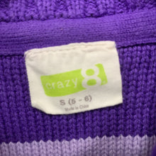 Load image into Gallery viewer, Button sweater
