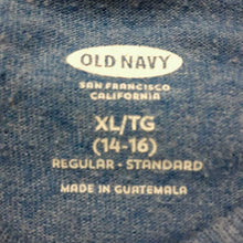 Load image into Gallery viewer, &quot;Chill out&quot; beanie shirt
