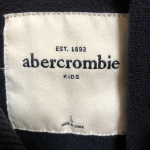 Hooded sweatshirt w/pockets
