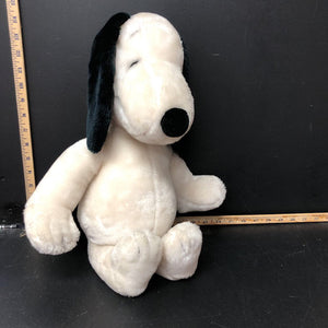 stuffed snoopy