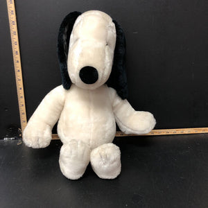 stuffed snoopy