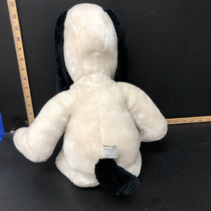 stuffed snoopy