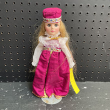 Load image into Gallery viewer, Vintage Collectible Rapunzel doll
