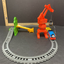 Load image into Gallery viewer, Train track w/train
