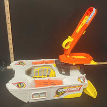 Load image into Gallery viewer, Elite rescue squid marine boat squirting helicopter fleet toy
