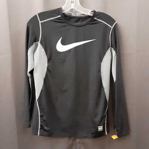 athletic shirt