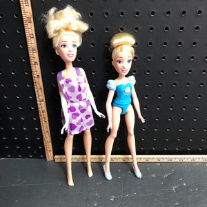 2pk Cindrella doll