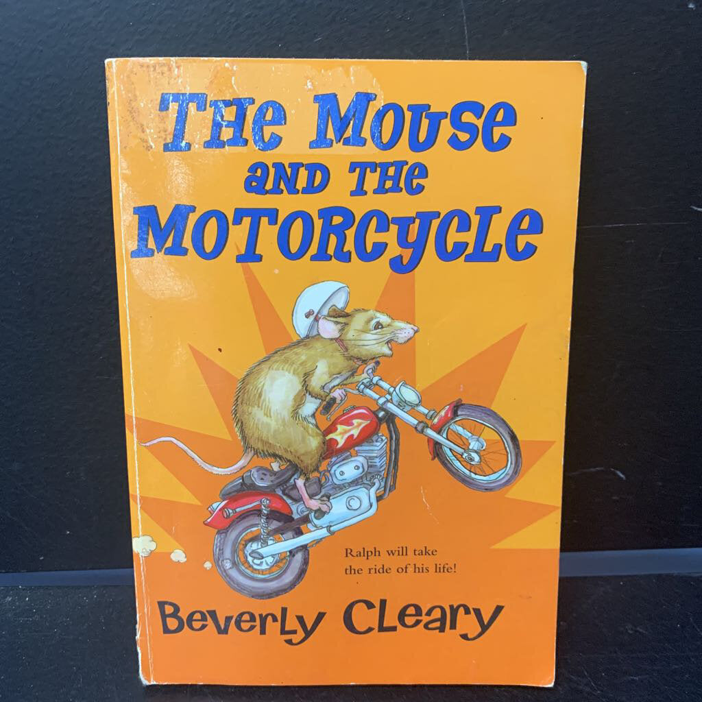 The Mouse and the Motorcycle (Ralph S. Mouse) (Beverly Cleary) -series paperback