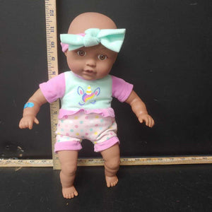 Baby doll w/bow