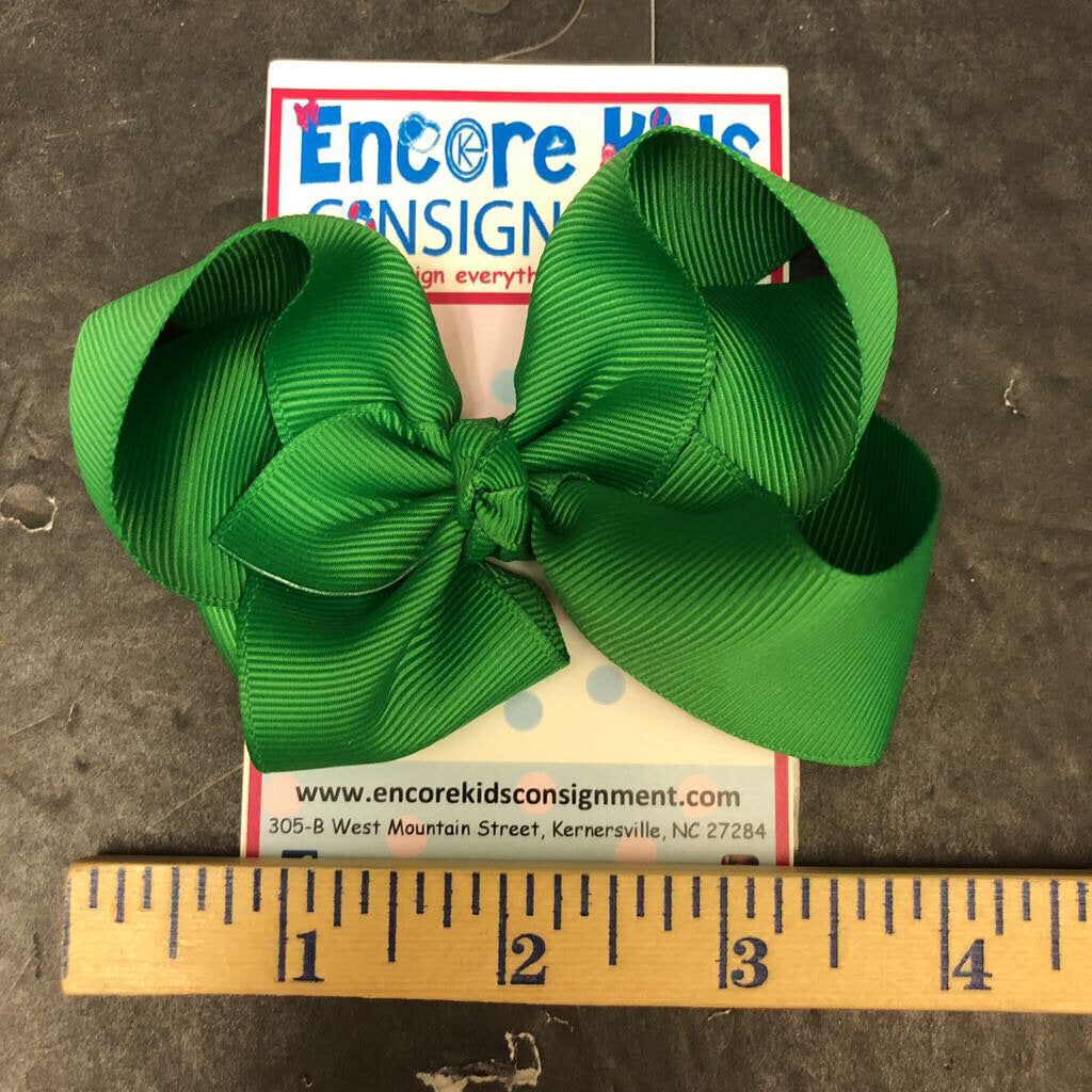 Solid hairbow clip