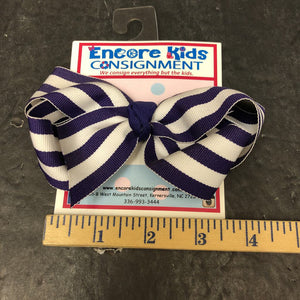 Taffy stripe hairbow clip