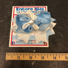 Load image into Gallery viewer, Two tone flower bling ribbon hairbow clip
