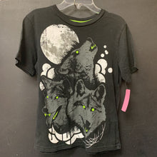 Load image into Gallery viewer, Halloween Wolf Tshirt
