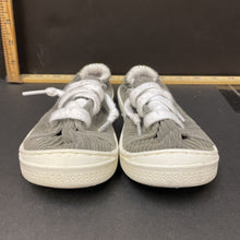 Load image into Gallery viewer, Girls sneakers w/sparkly heels
