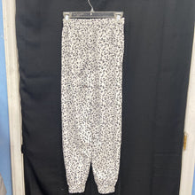 Load image into Gallery viewer, Cheetah print pants
