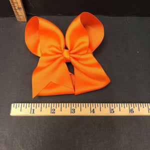 Solid hairbow clip