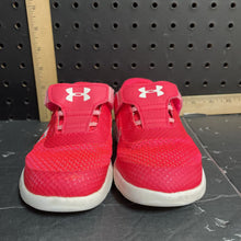 Load image into Gallery viewer, Girls velcro sneakers
