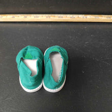 Load image into Gallery viewer, Canvas slip on shoes for 18&quot; doll
