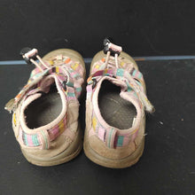 Load image into Gallery viewer, Girls waterproof sandals
