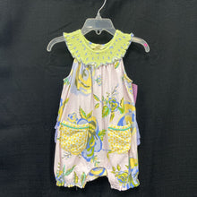 Load image into Gallery viewer, Floral outfit w/pockets
