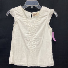 Load image into Gallery viewer, Lace trimmed tank top
