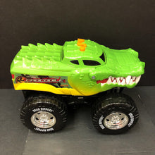 Load image into Gallery viewer, Road Rippers crocodile lights &amp; sounds monster truck

