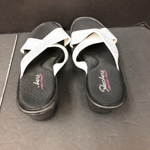 Load image into Gallery viewer, Girls wedge sandals
