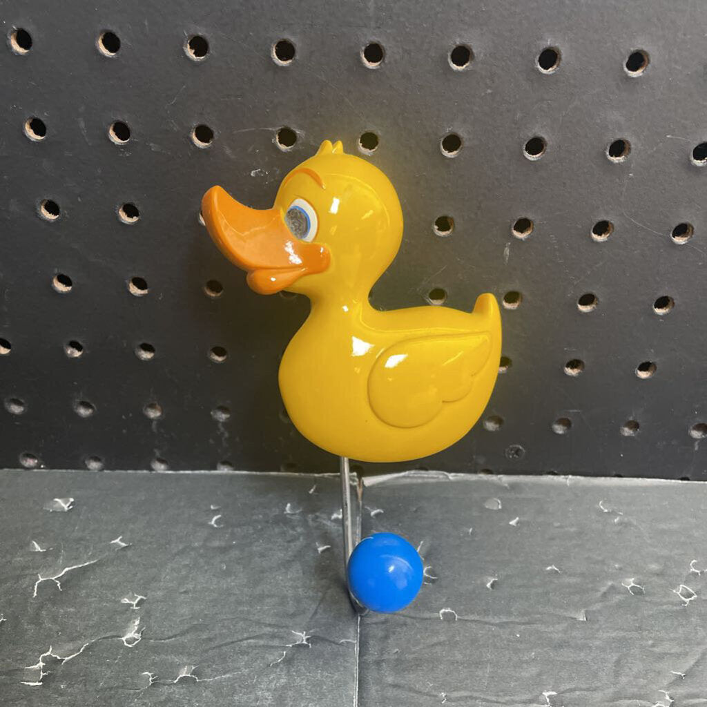 Duck outlet wall hook