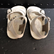 Load image into Gallery viewer, Girls Buckled Sandals
