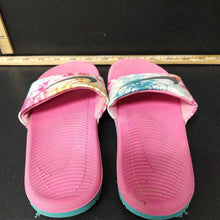 Load image into Gallery viewer, Girls Tie dye slip on sandals
