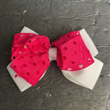 Load image into Gallery viewer, Circle Cut-Out Hairbow Clip
