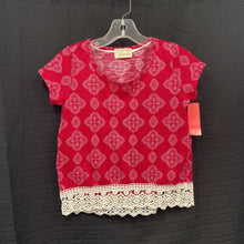 Load image into Gallery viewer, Pattern lace top
