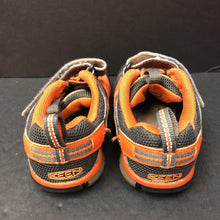 Load image into Gallery viewer, Boys Velcro Sneakers
