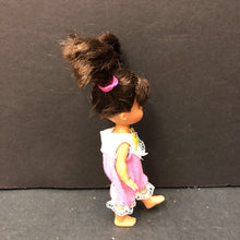 Load image into Gallery viewer, Brunette Kelly Doll in Bow Outfit 1994 Vintage Collectible
