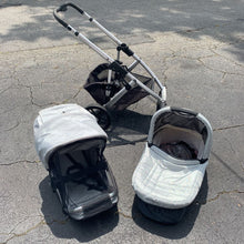 Load image into Gallery viewer, Travel System w/ Stroller &amp; Bassinet (Uppababy)
