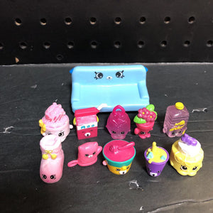 Figures w/Accessories